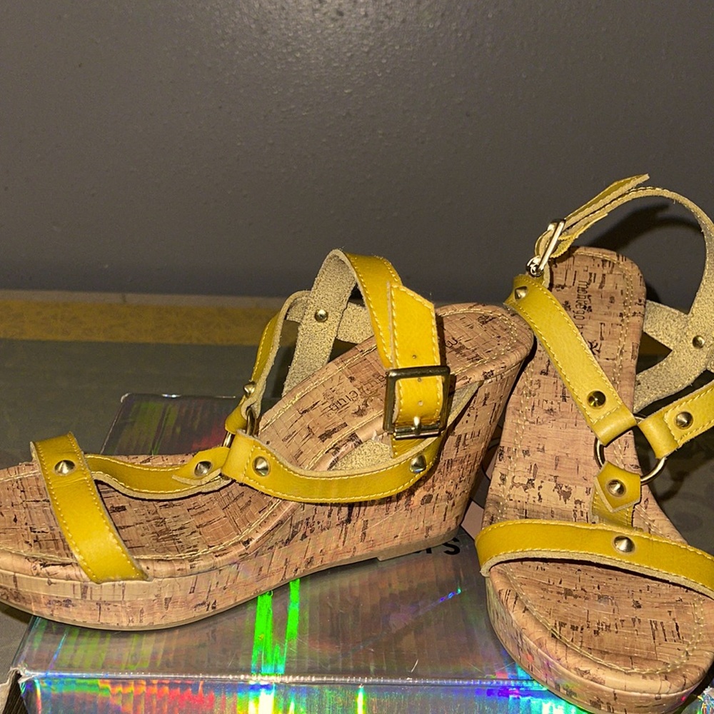 Woman’s Sandals. Size 7/12. Cork heel, rubber sole